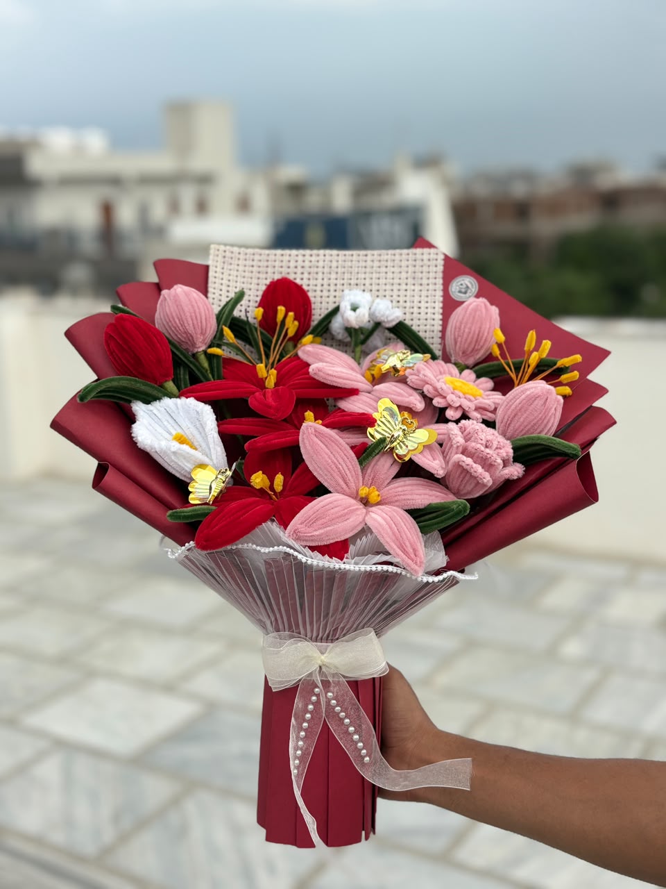 Premium Handmade Pipe Cleaner Flower Bouquet | Red & Pink Floral Bouquet